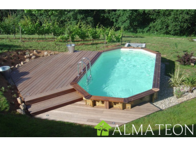 Piscine OCEA 400 x 610 x H130 cm liner beige en bois octogonale allongee UBBINK